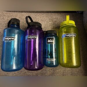 REI Nalgene water bottle bundle